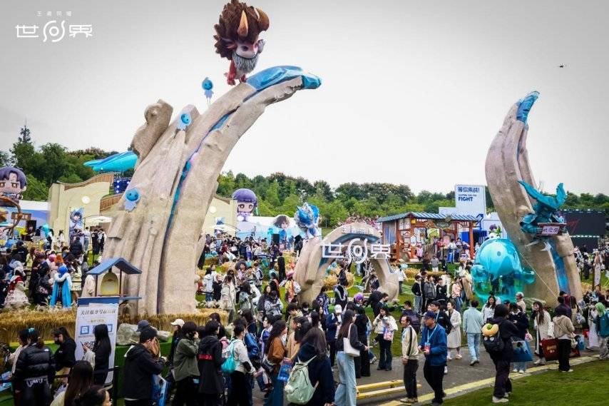 王者荣耀十周年重磅官宣，《王者荣耀世界》2026年春天与玩家见面