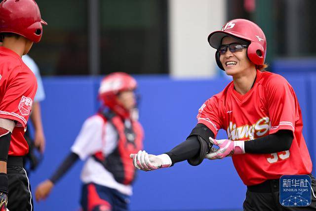 全运会丨垒球小组赛：辽宁队胜江苏队