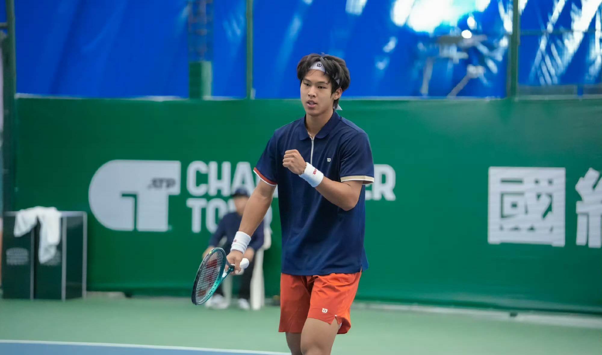 周意首尔不敌黄泽林无缘澳网资格赛，赛后留下男儿泪网友大喊别哭