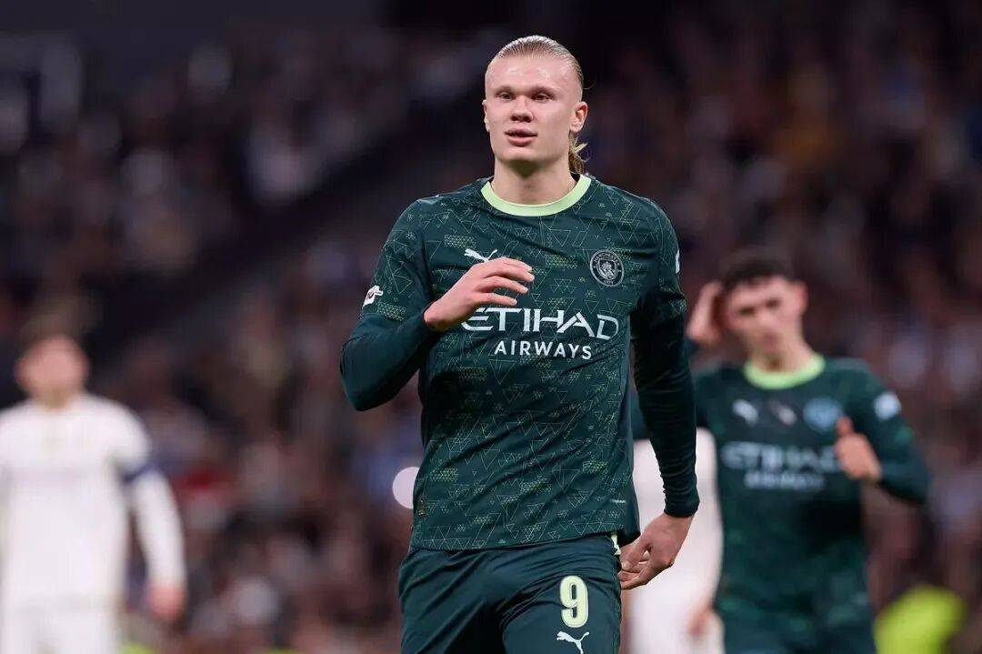 6场仅2球！哈兰德进球数下滑 瓜帅：他得更多融入比赛