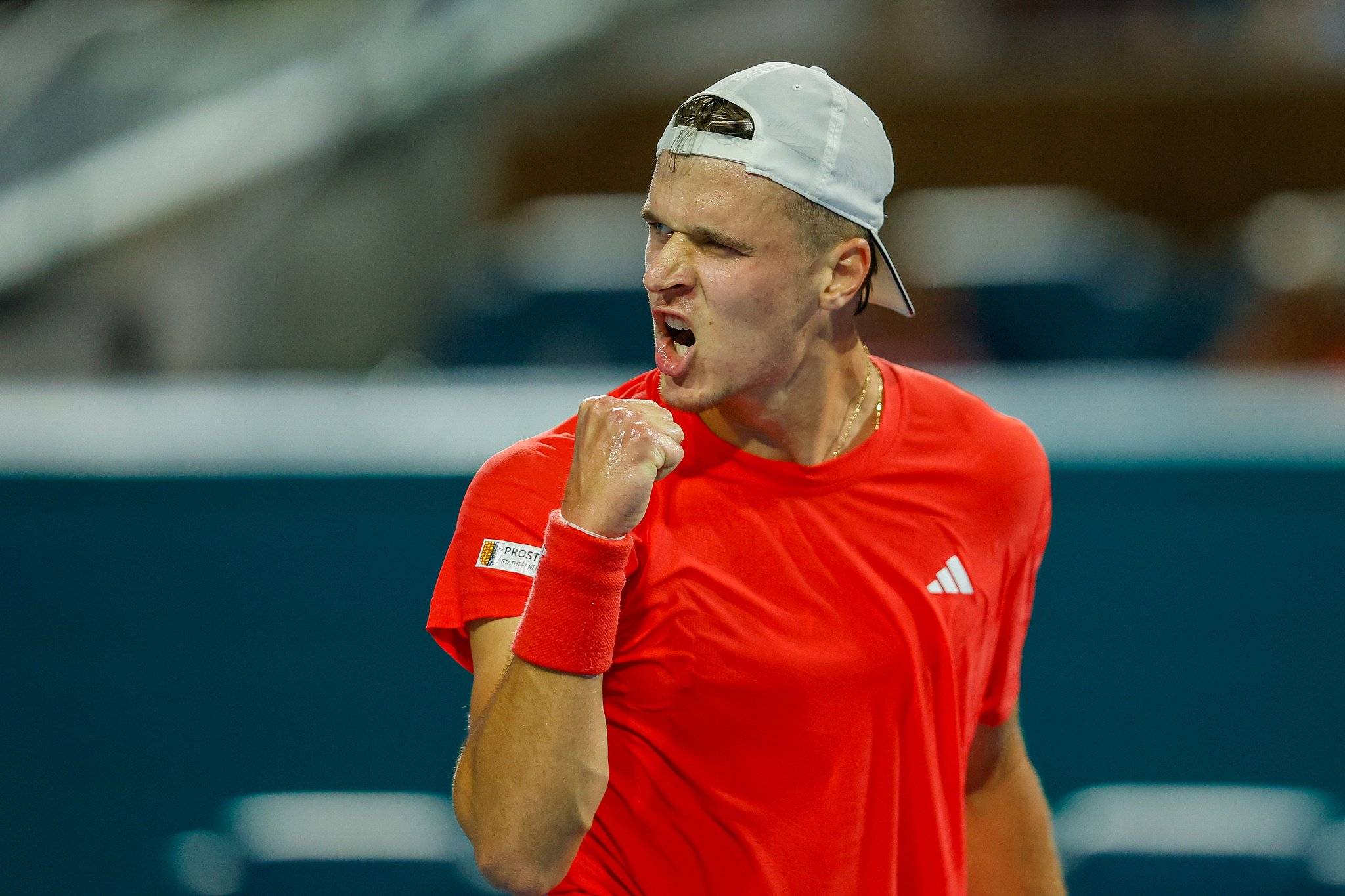 2025两新科巡回赛冠军，上周巡回赛逞英豪，证明自己绝非流星