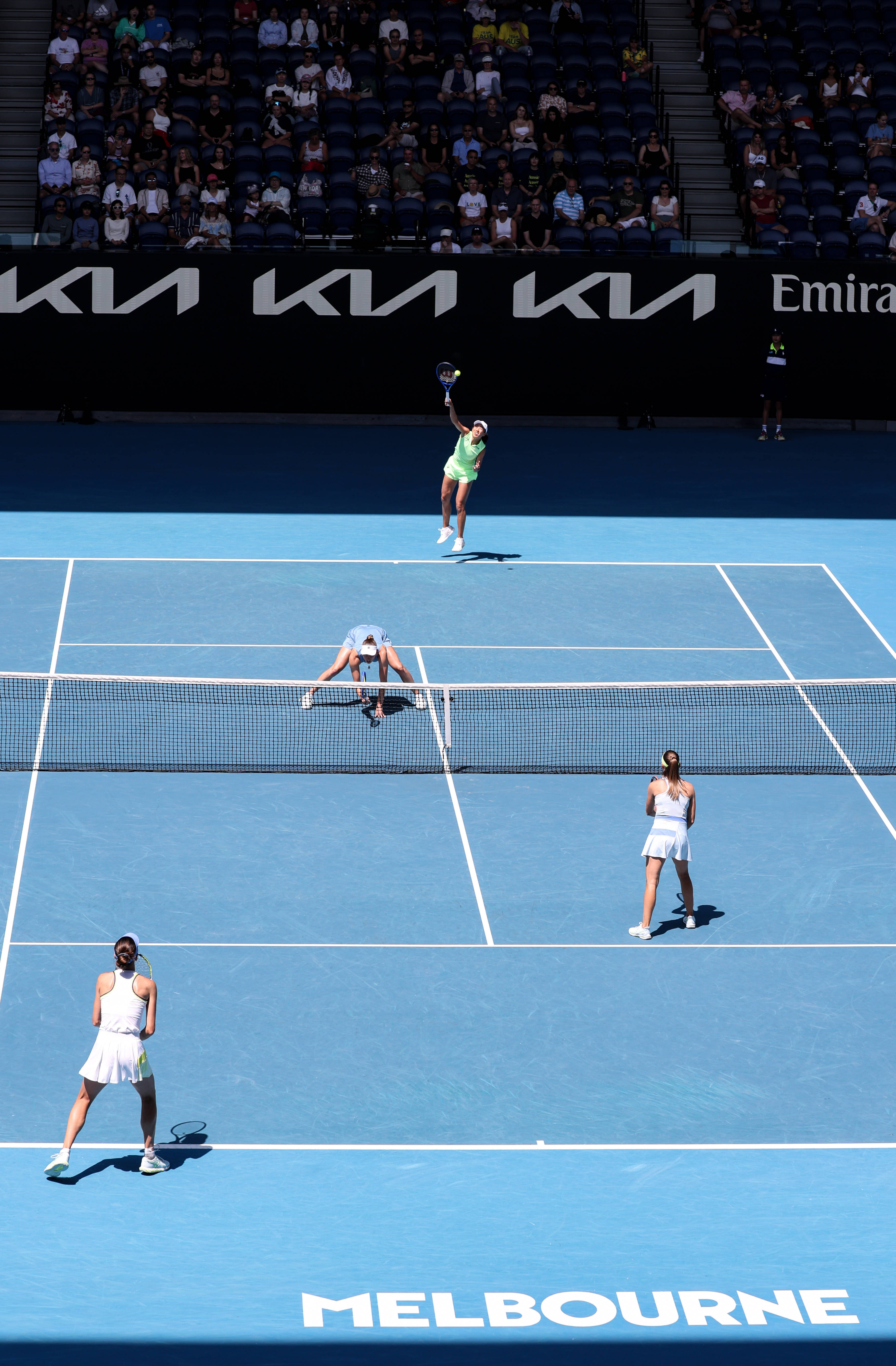 （体育）网球——澳网女双决赛：张帅/梅尔滕斯对阵达尼丽娜/克鲁尼奇